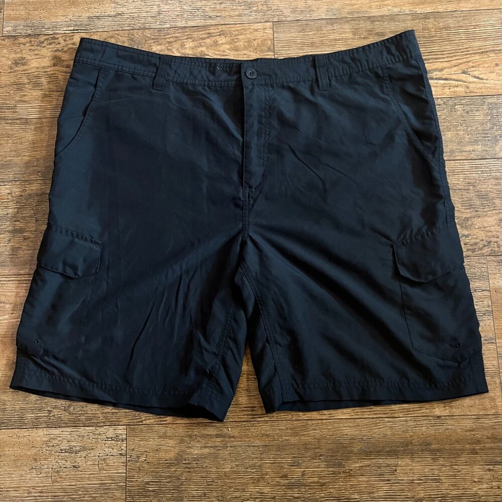 Magellan Outdoors Mens Black Cargo Shorts 42 Fishing Hiking Camping